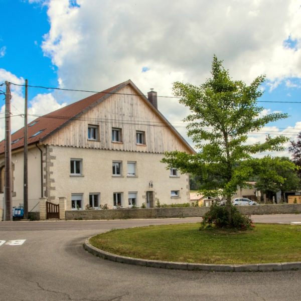 le-gratteris-mairie-village-paysage15