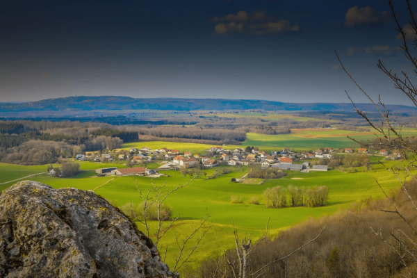 le-gratteris-vue-village (2)