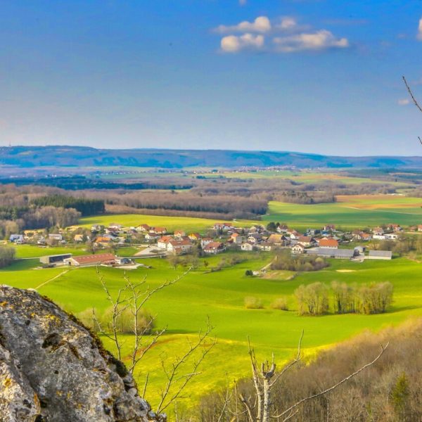 le-gratteris-vue-village