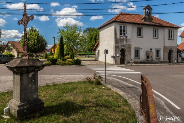 mairie-le-gratteris-commune-village62