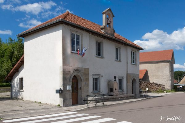 mairie-le-gratteris-commune-village63