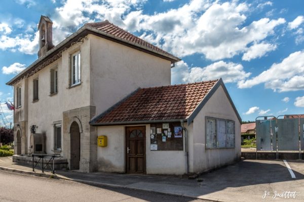 mairie-le-gratteris-commune-village64