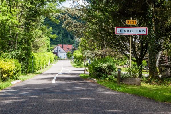 mairie-le-gratteris-commune-vue-village11